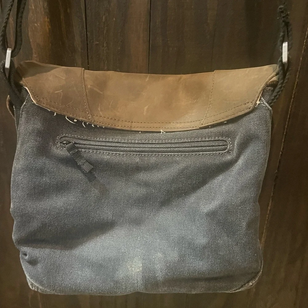 Keen Tan and Black Messenger Bag